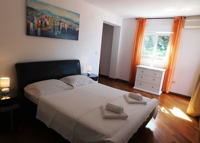 Niki Apartamento Makarska